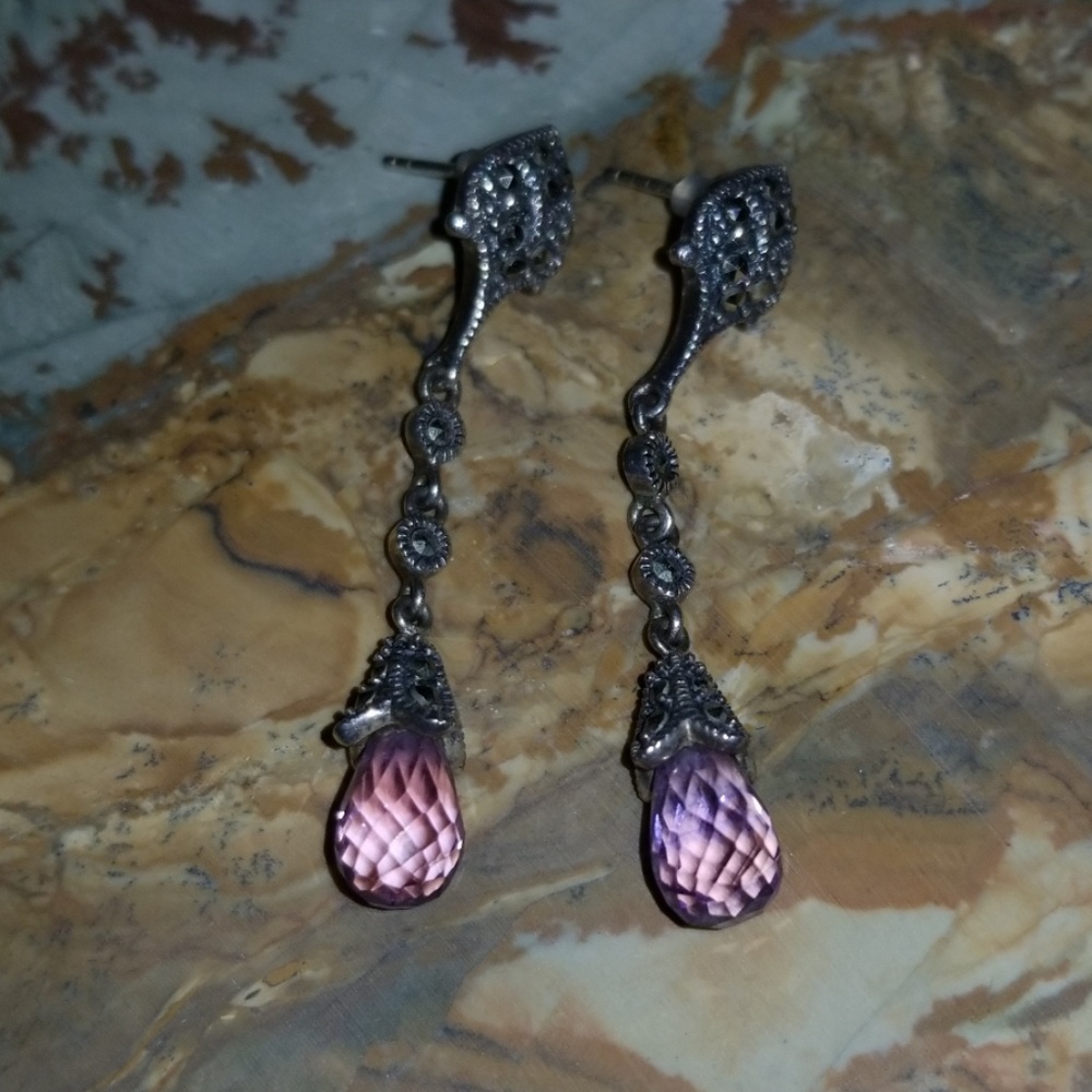 Stunning silver amethyst drop earrings